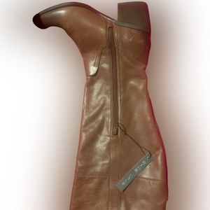 New brown soft leather Vince Camuto boots. Never been worn Wide calf
